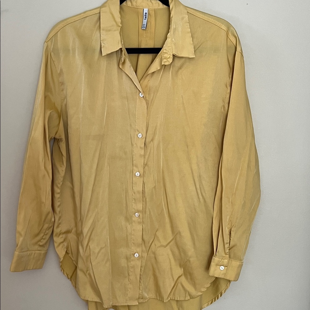 Elegant Gold Button-Down Shirt